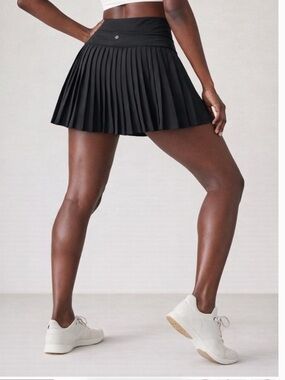 ATHLETA NWT Match Point Pleated Skort Classic Black Size Small